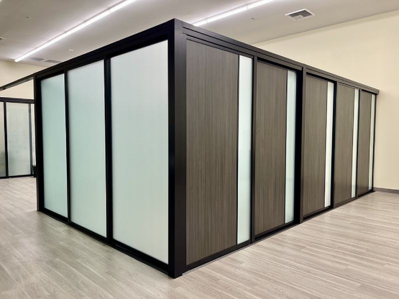 ترکیب پارتیشن شیشه ای تک جداره و MDF